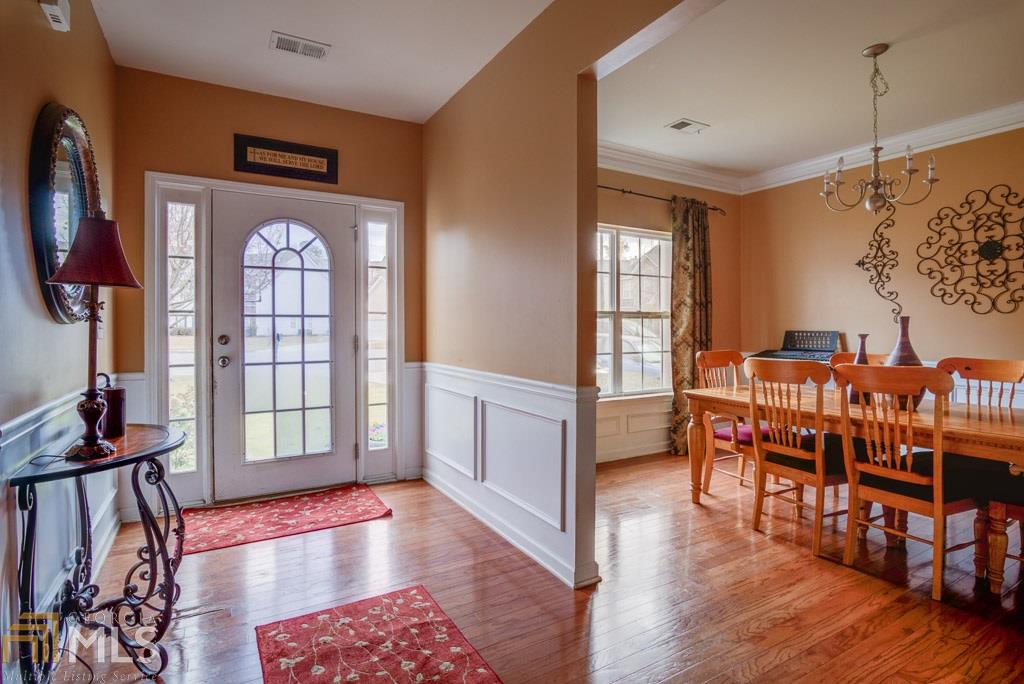 1325 Grey Rock Way