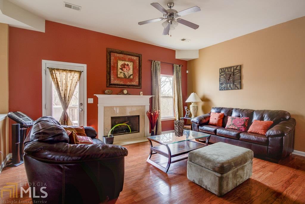 1325 Grey Rock Way