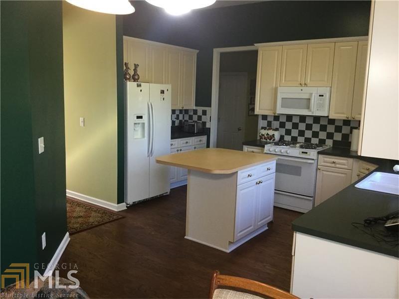 3440 White Fox Ln