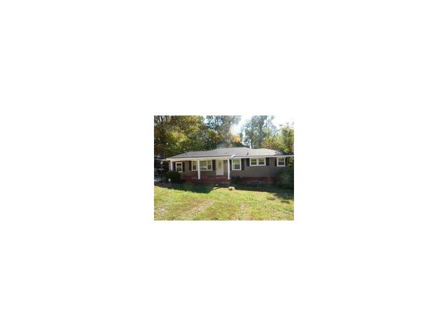 1611 Peachcrest Cv
