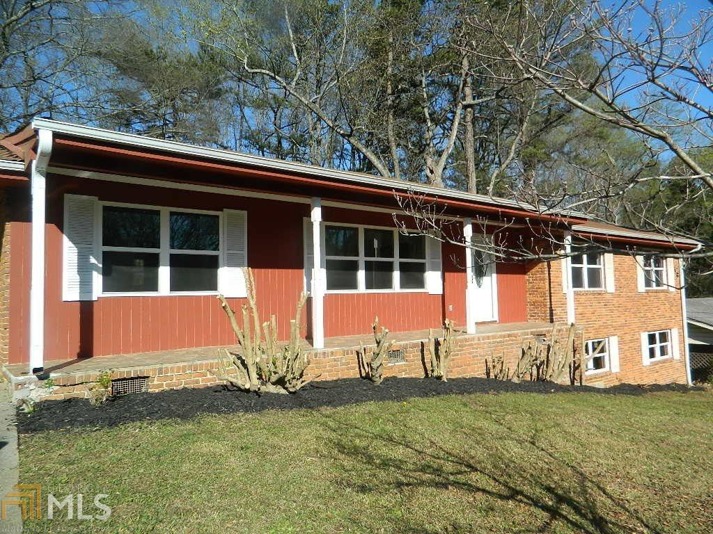 1386 Sandy Ln