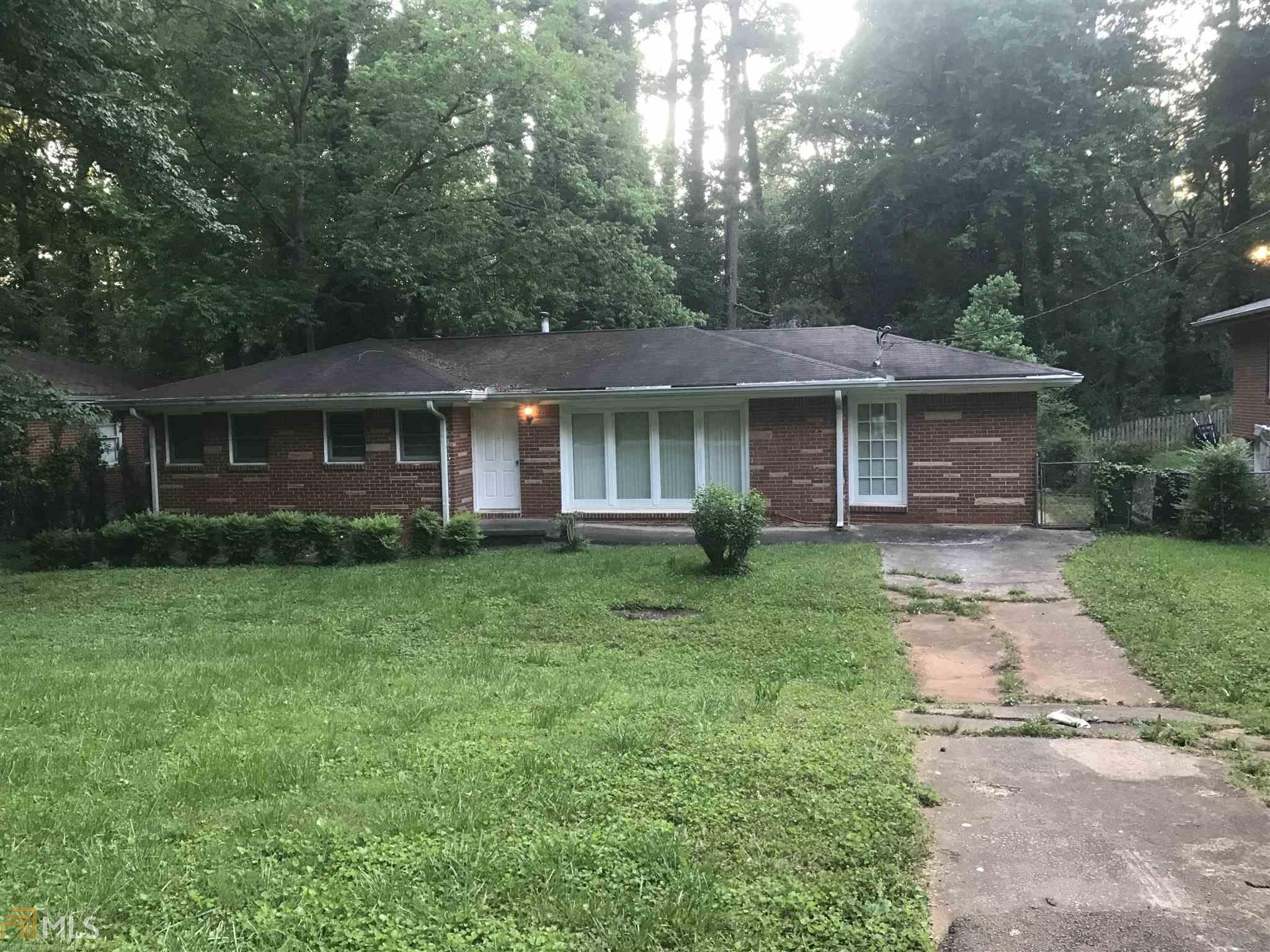 1386 Sandy Ln