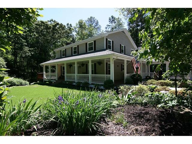 3810 Bishops Walk