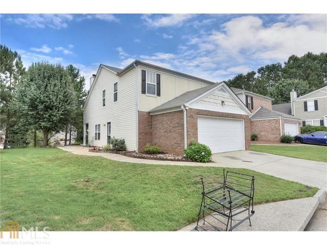 2520 Mayfair Dr