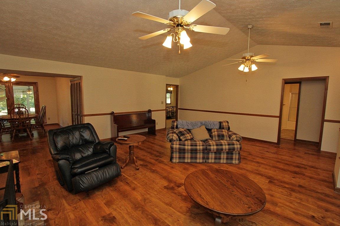 150 Bentridge Ct