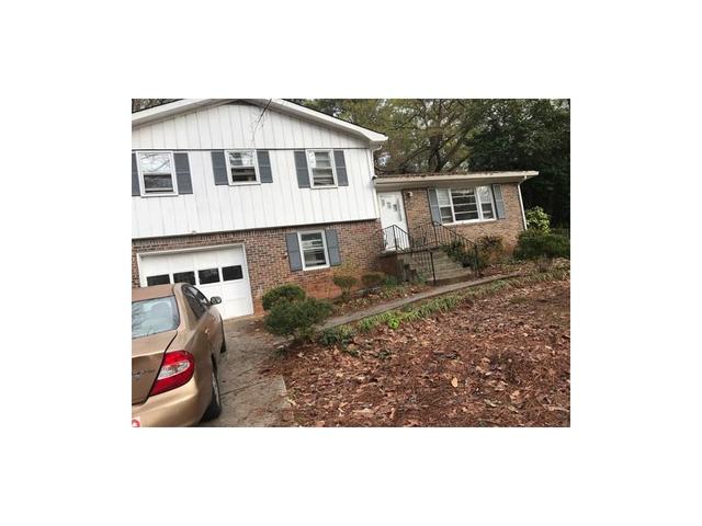3385 Poplar Dr