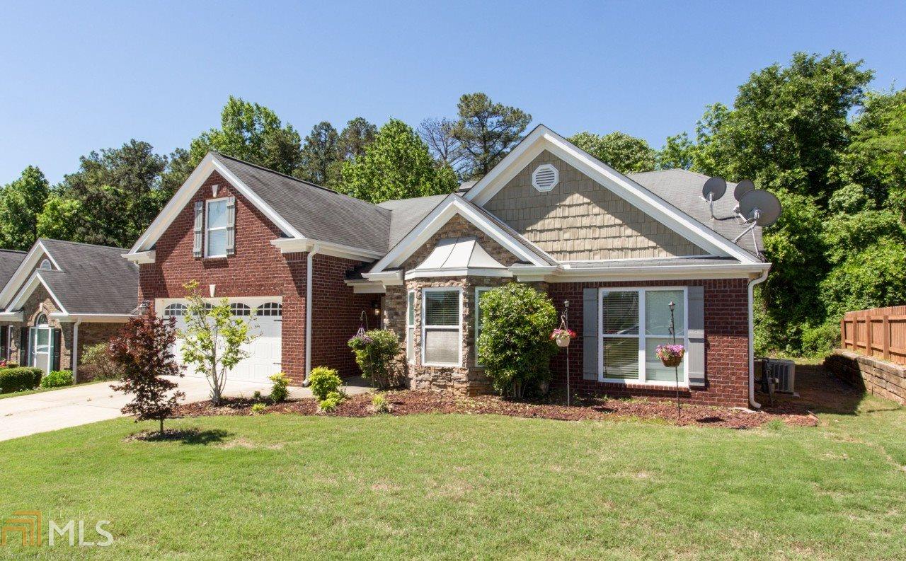 1855 Silverstone Dr