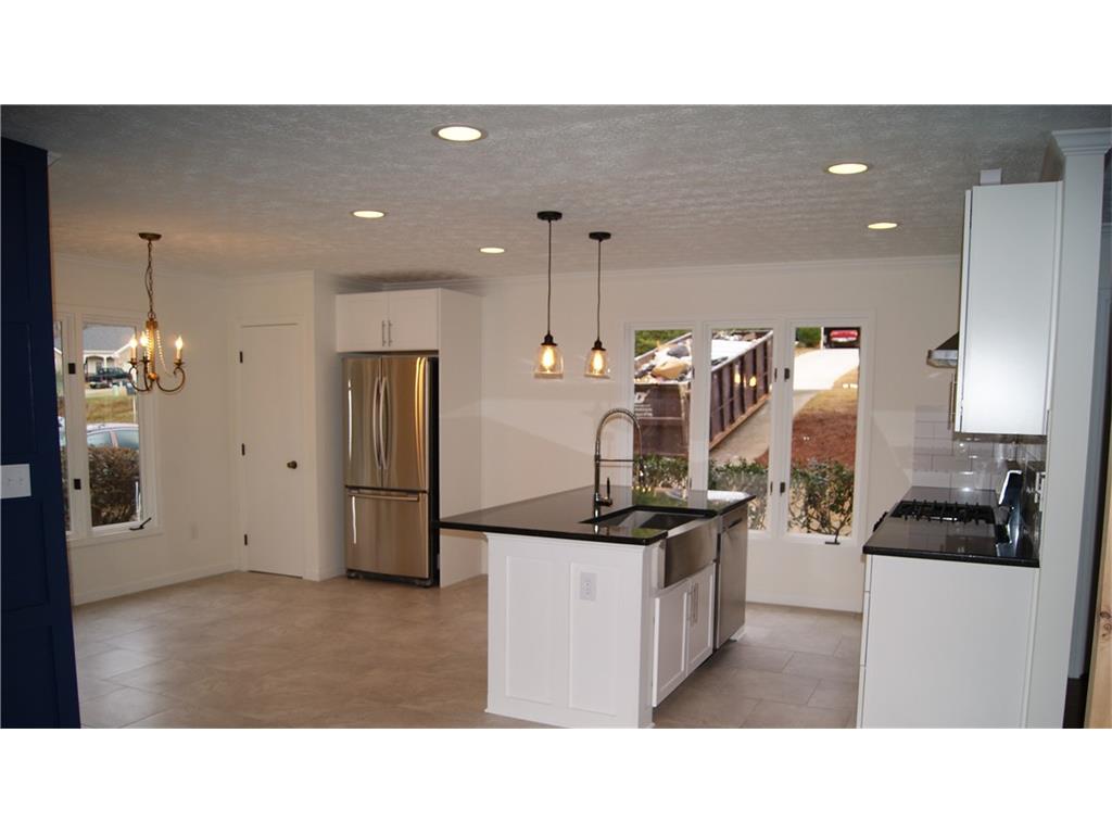 5354 Silver Creek Dr SW