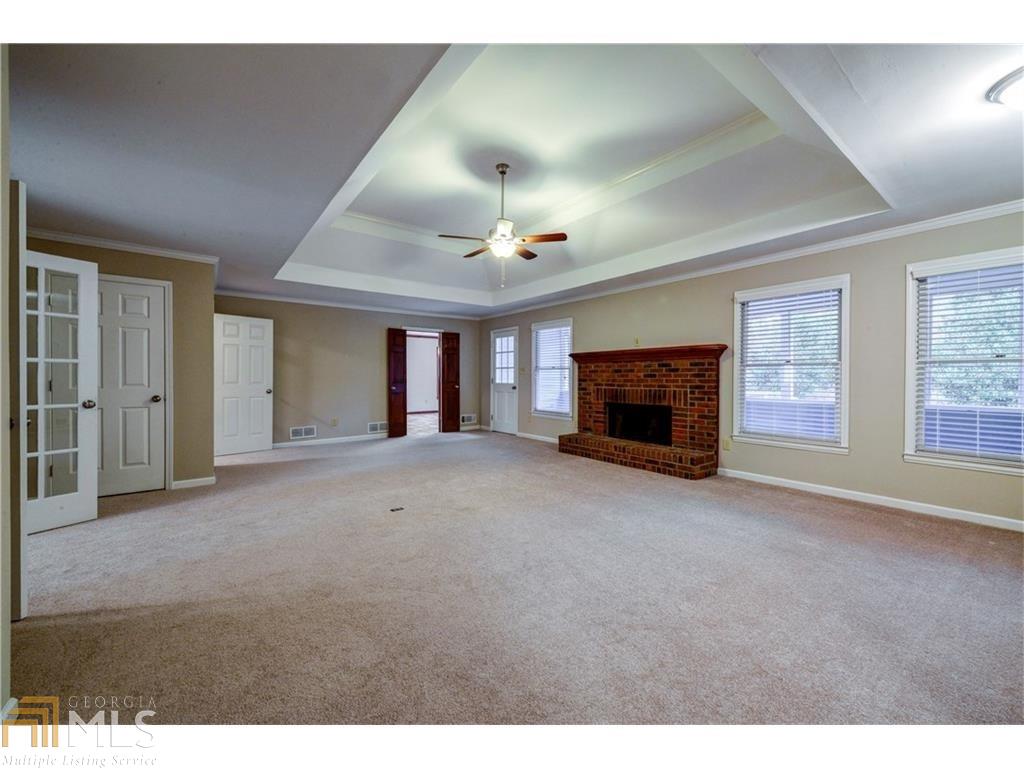 250 Jackson Pt