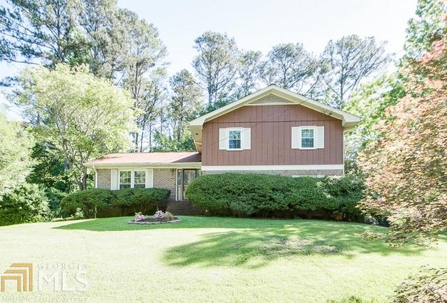 390 Dorsey Cir