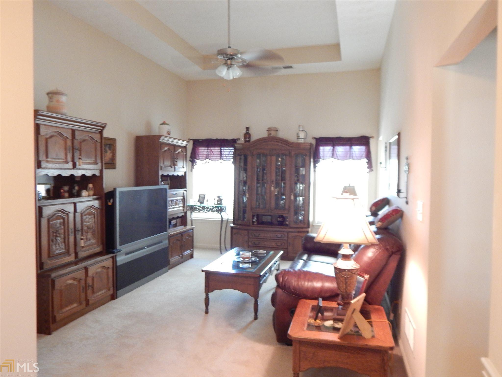 5374 Mccullers Ln
