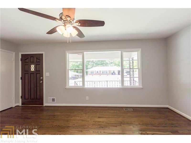 1989 Summer Gate Ct SW