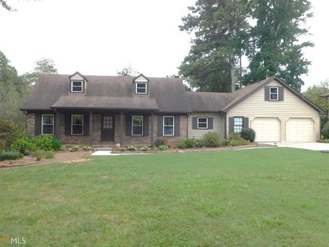 2824 Dellinger Dr