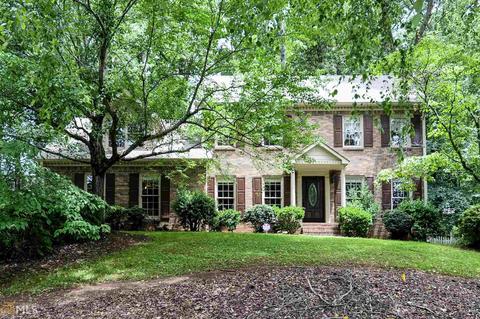 2824 Dellinger Dr
