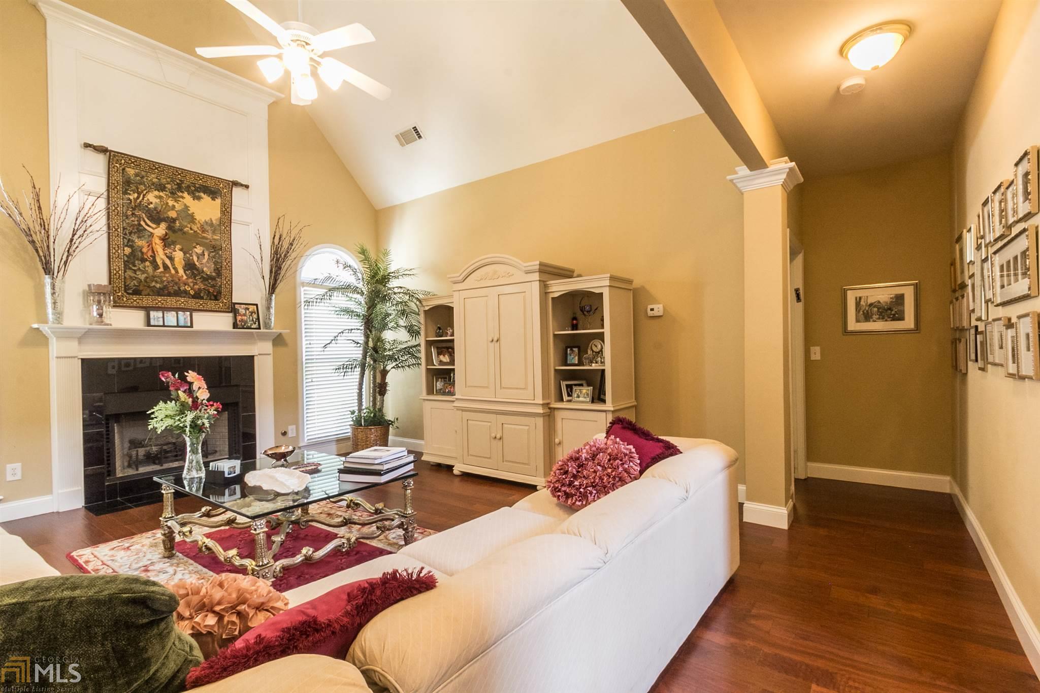 4005 Tritt Homestead Dr