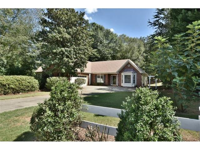 4162 Hubert Dr NE
