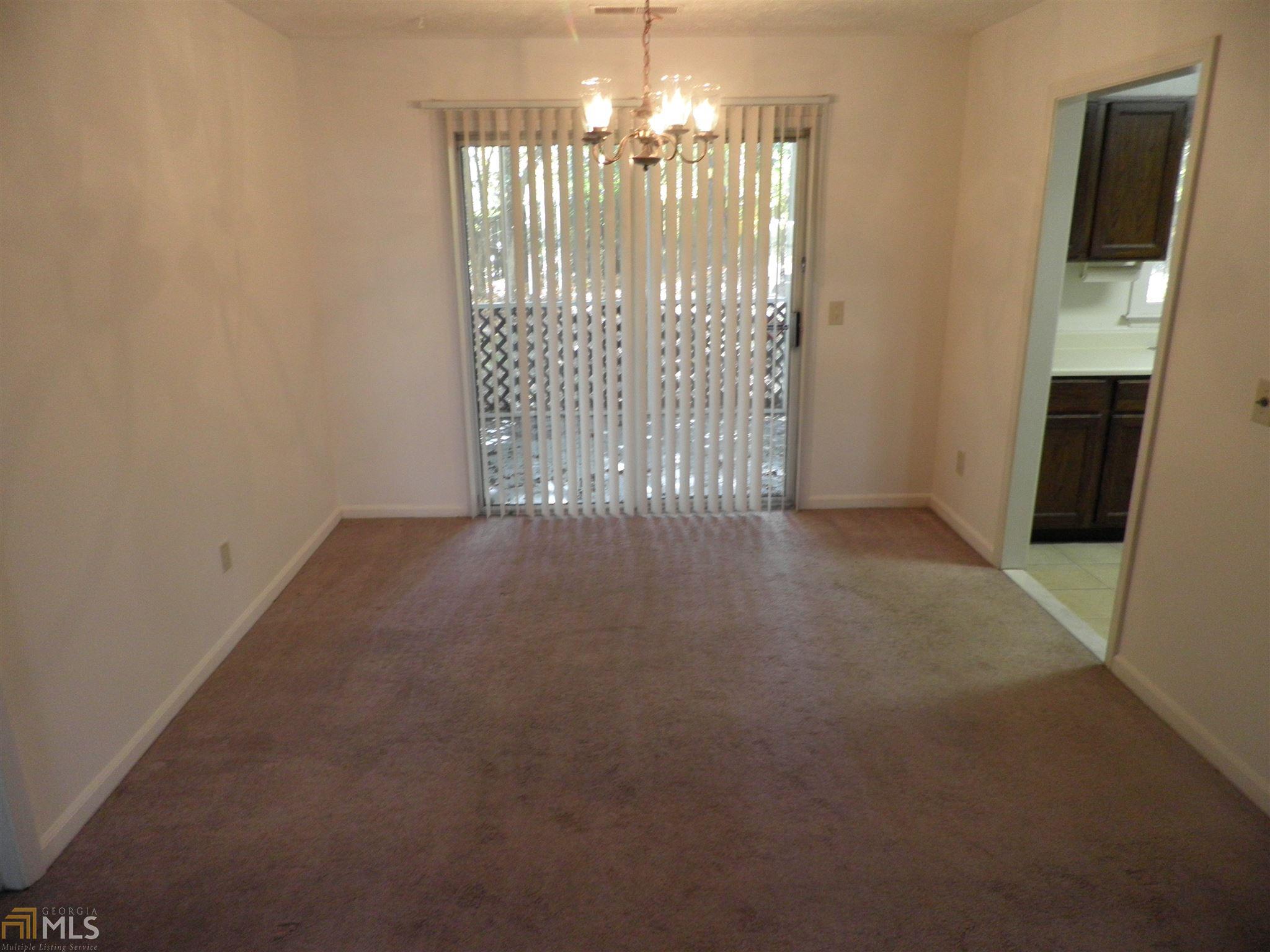 295 E Burns