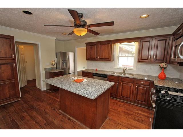 1181 Forest Brook Ct