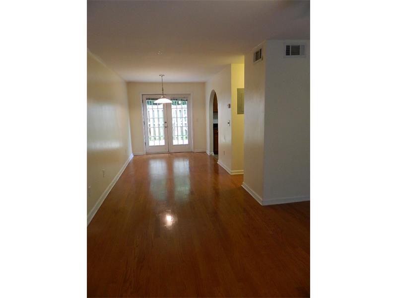 102 Summer Pl NW