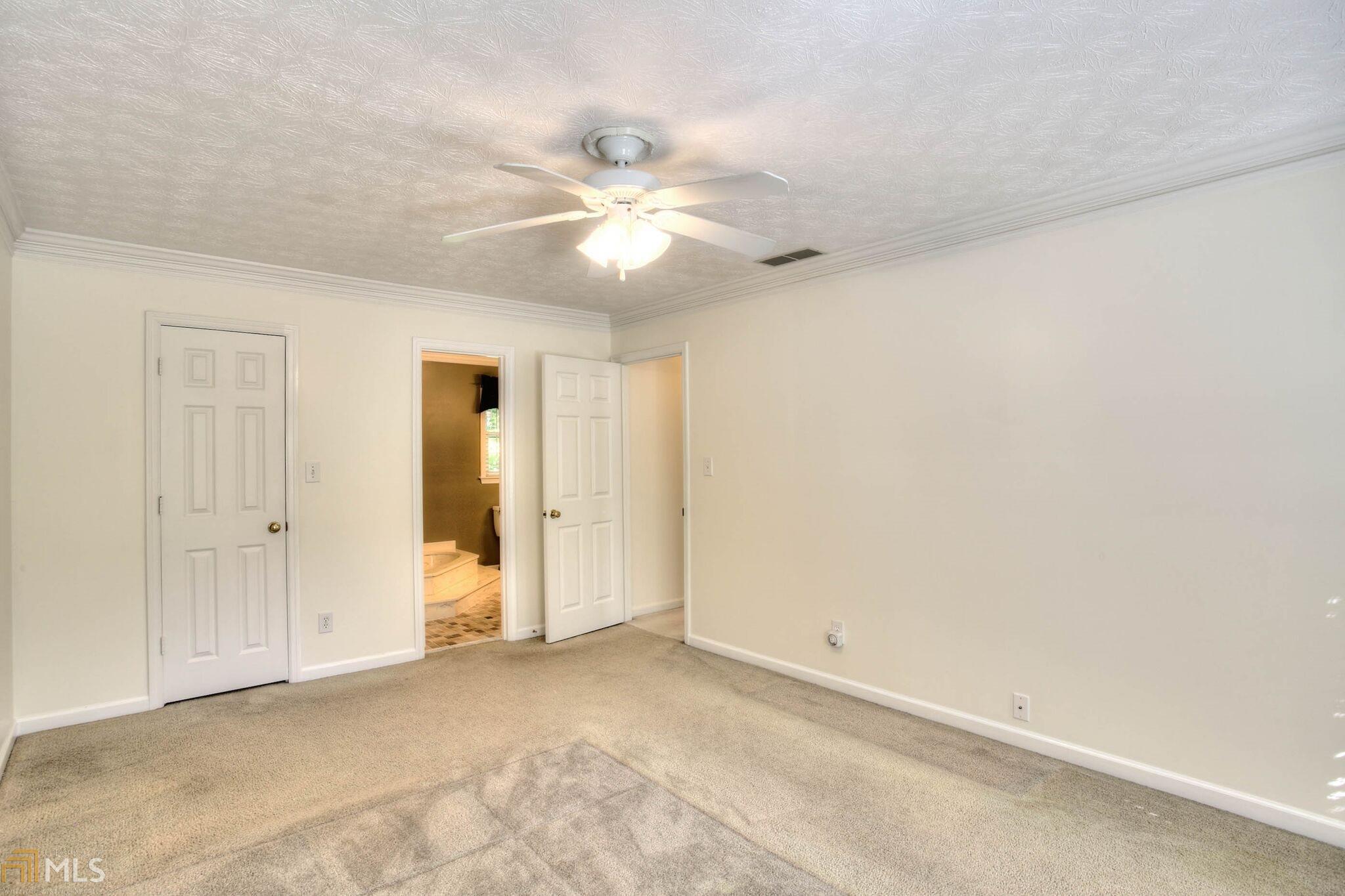 3569 Hawfinch Ct
