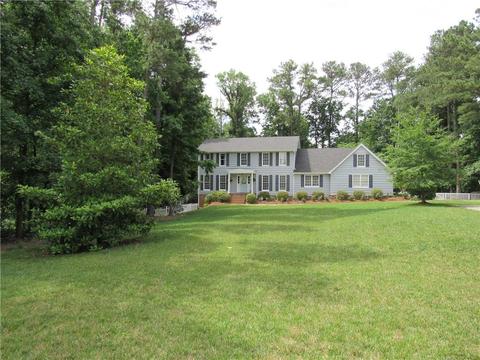 1040 Bradford Dr