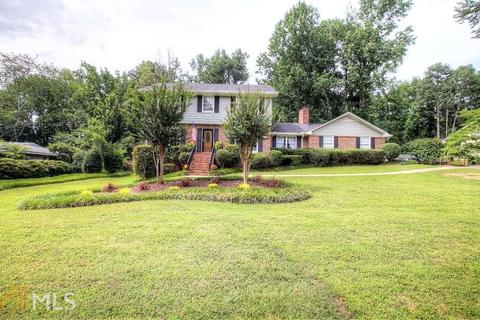 1040 Bradford Dr