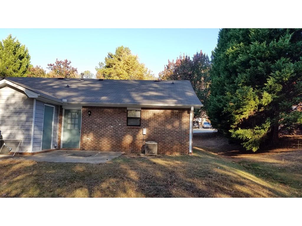 3194 Sarah Lou Dr