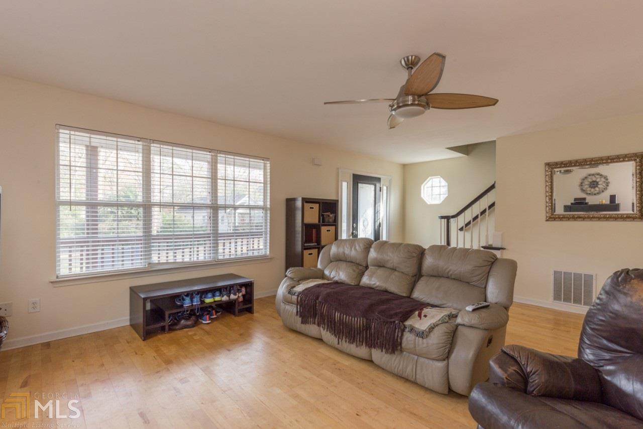 1494 Quebec Ct