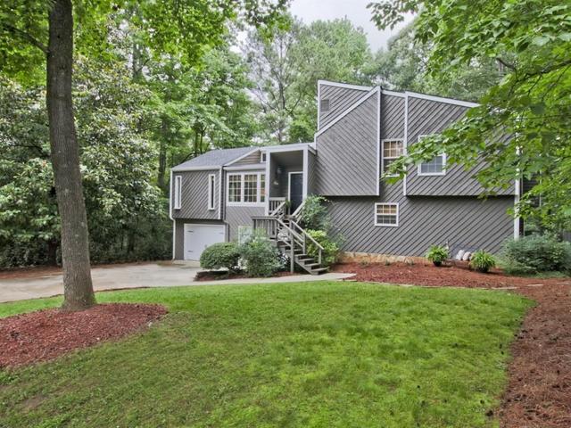 2001 Ivy Ridge Rd SE