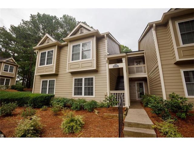 24 Lakes Edge Dr SE