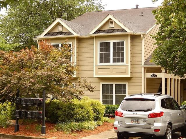 24 Lakes Edge Dr SE
