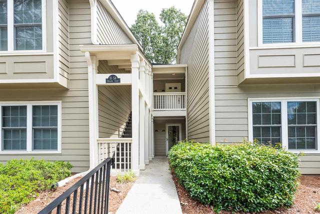 24 Lakes Edge Dr SE