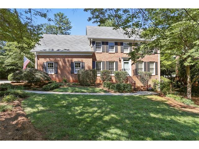 153 Concord Close Cir