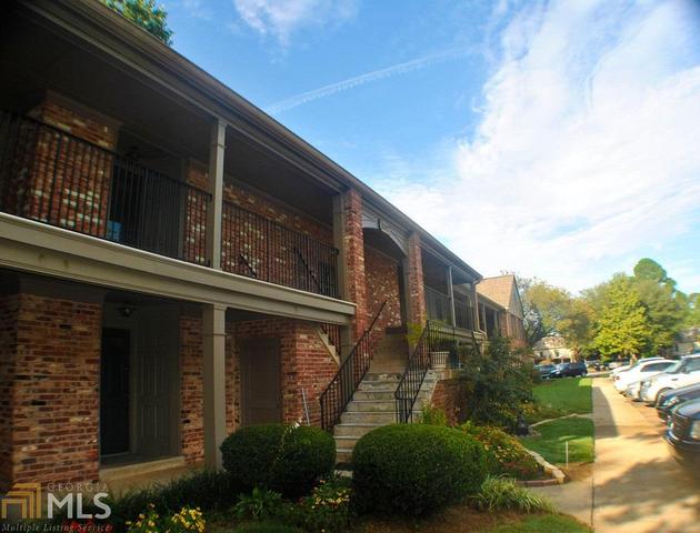 1418 SE Foxhall Ln SE #11