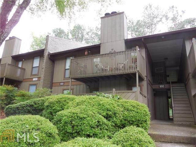 1418 SE Foxhall Ln SE #11