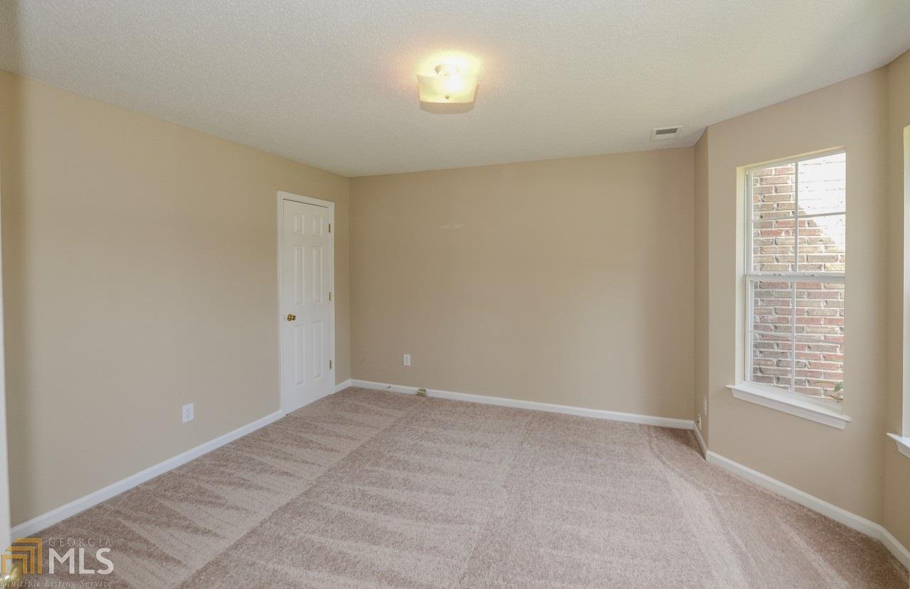 1680 Spring Hill Cv