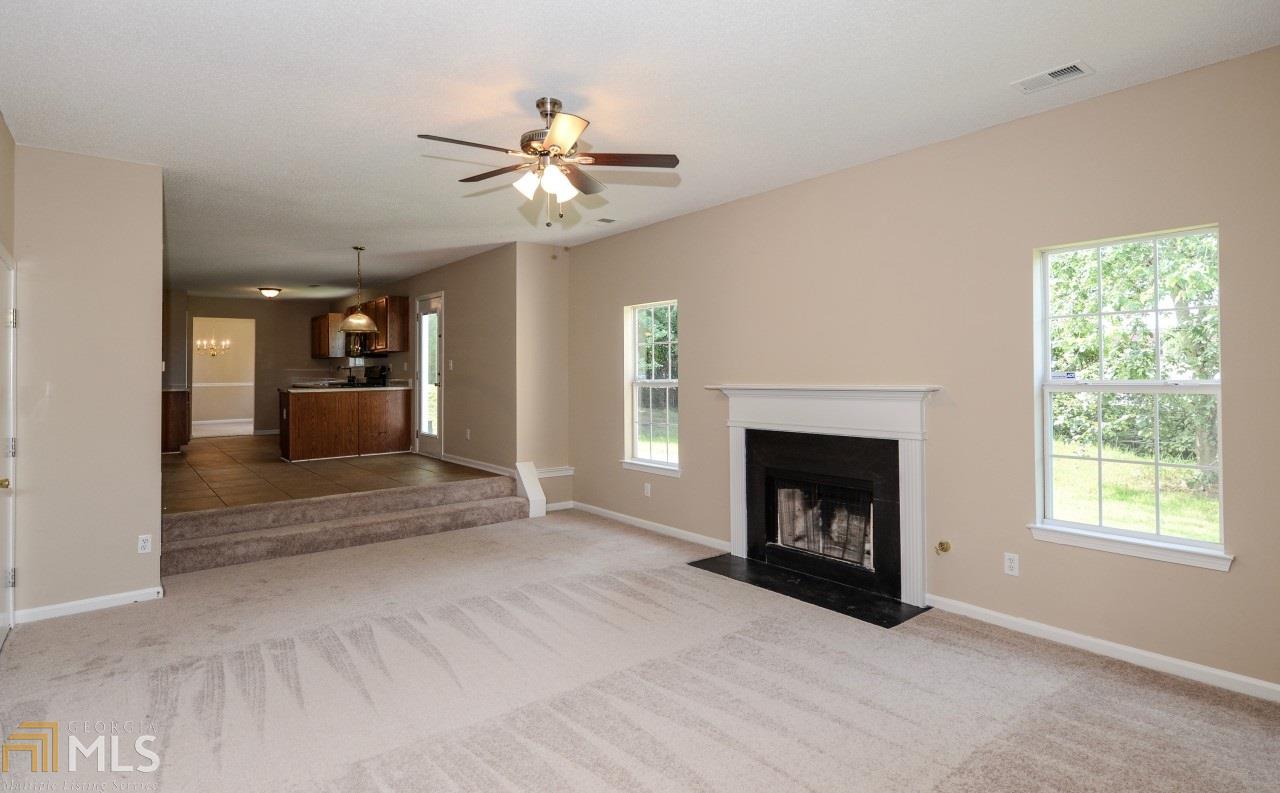 1680 Spring Hill Cv