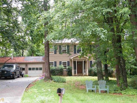 485 Royal Oaks Ter