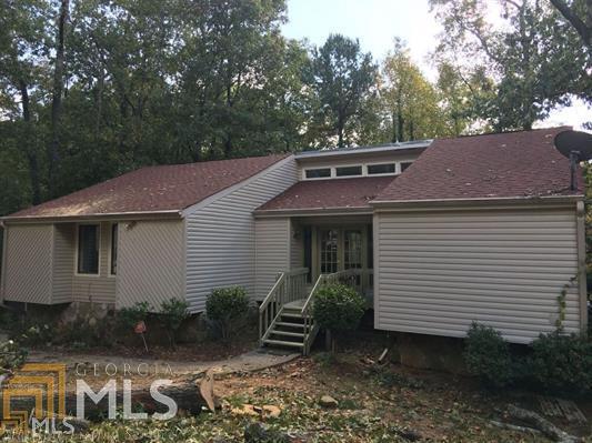 860 Post Road Cir