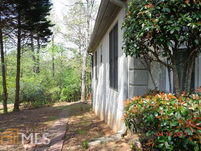 1425 S Hairston Rd