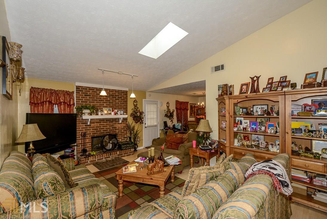 5364 Whitney Ct