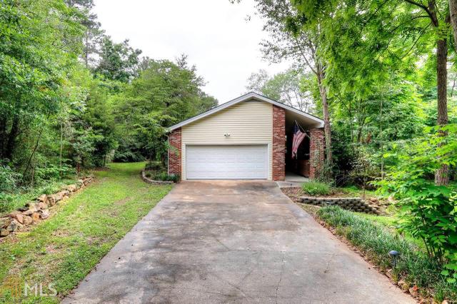 745 Smyrna Rd SW