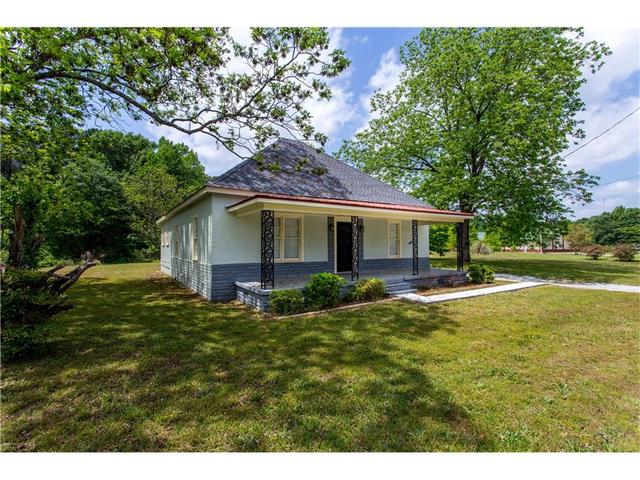 745 Smyrna Rd SW