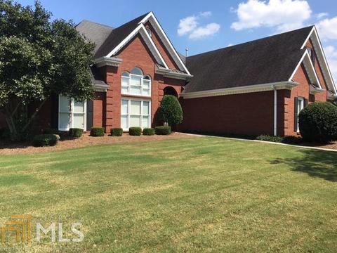 1246 SE Saxony Dr