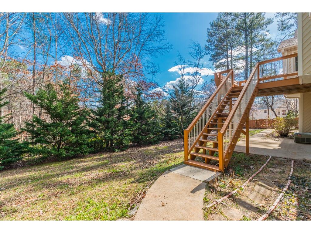 3882 Grovemont Pl