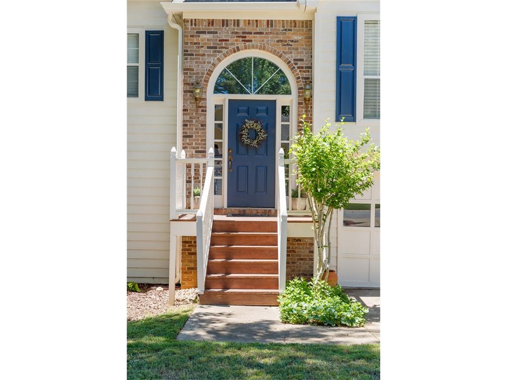 341 Franklin Ln