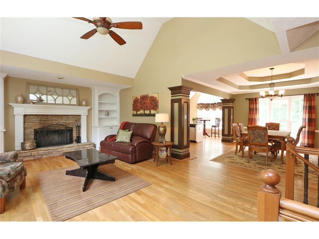 4824 Rosebury Ln
