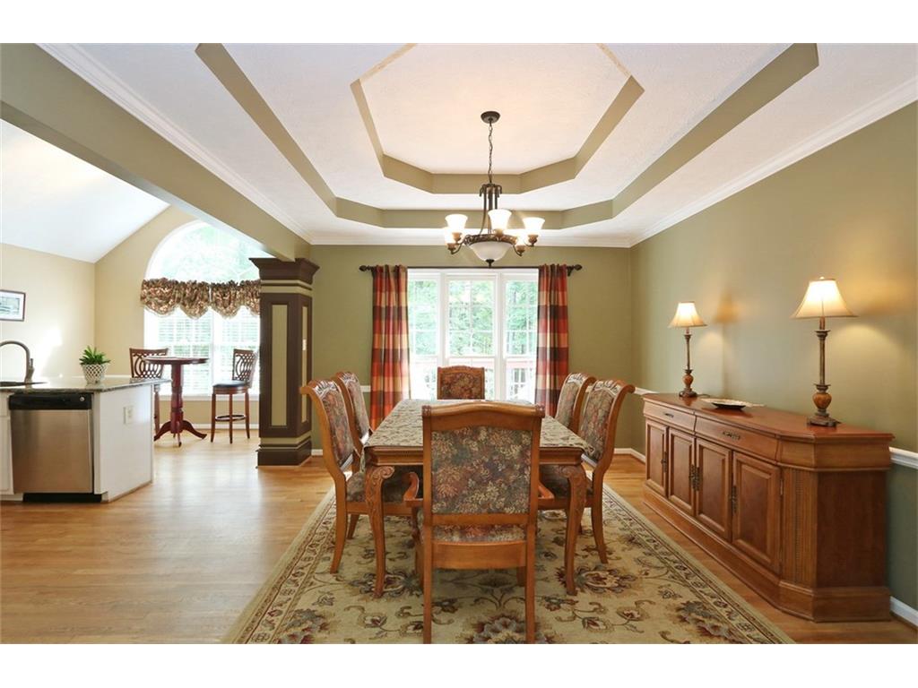 4824 Rosebury Ln