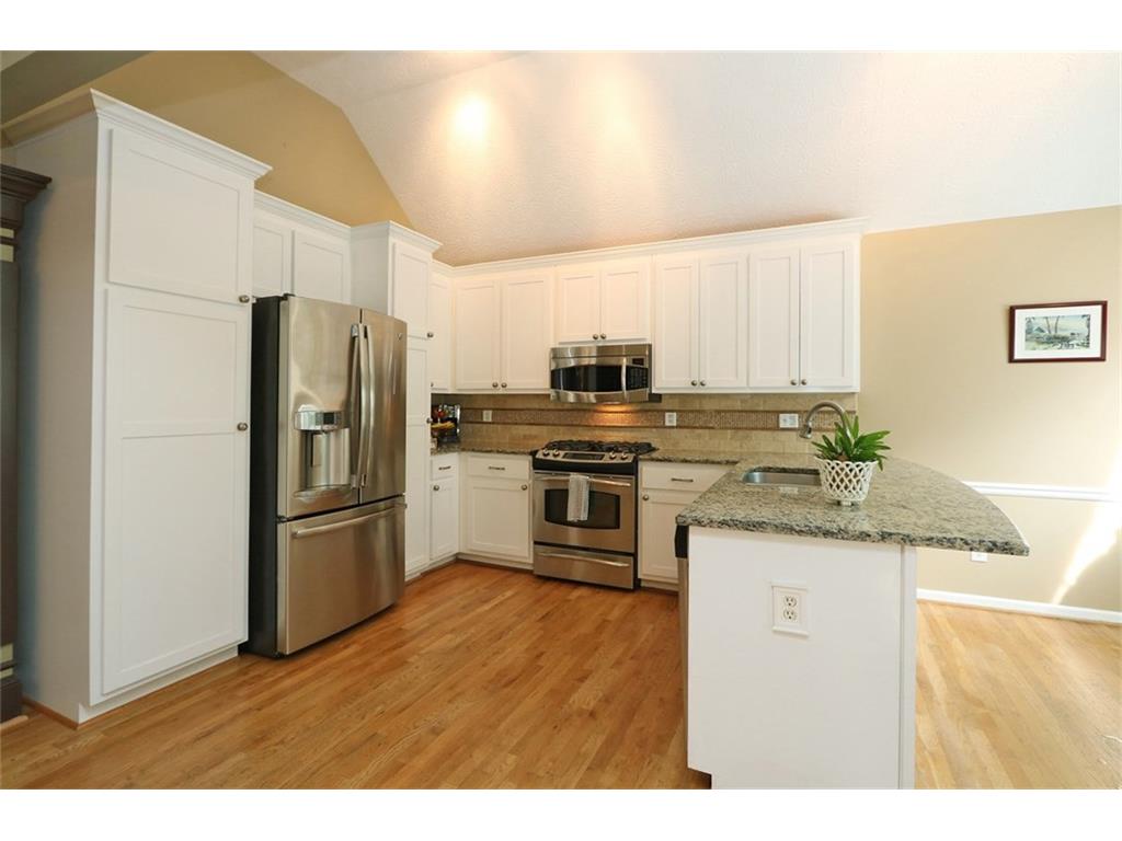 4824 Rosebury Ln