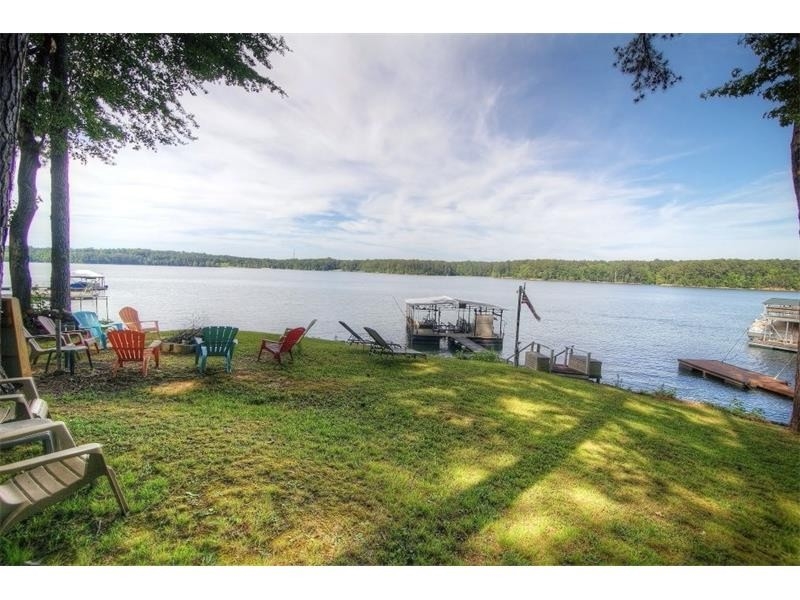 For Sale: 4933 Boat Club Dr Acworth, GA 30101